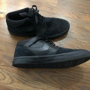 Nike SB Janoski Mid Shoes worn once